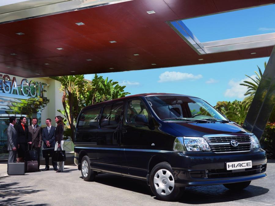  Toyota Hiace 2006 года  (фото 23 из 27)